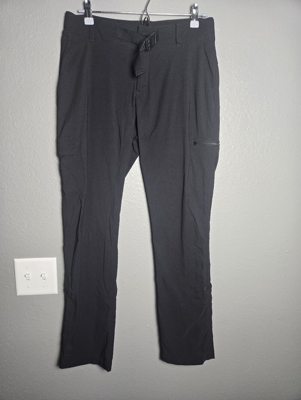 The North Face Black Active Nylon Pant With Adjustable Belt Size 4